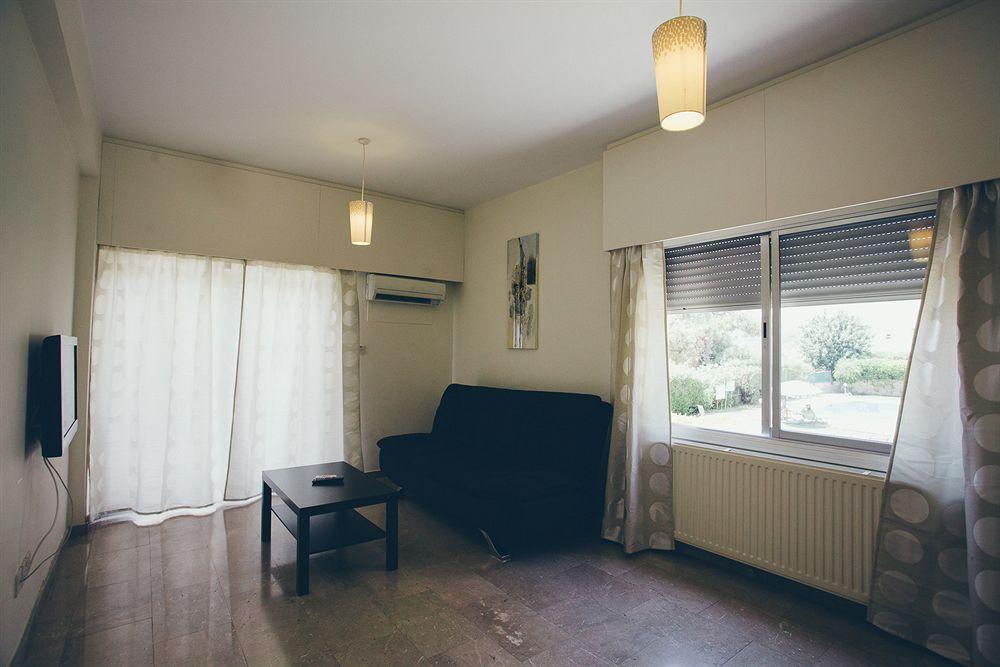 Vega Apartments Limasol Buitenkant foto