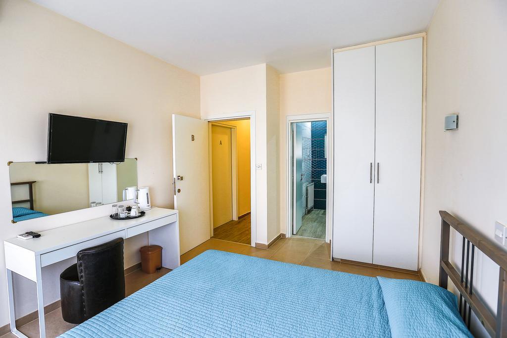 Vega Apartments Limasol Buitenkant foto