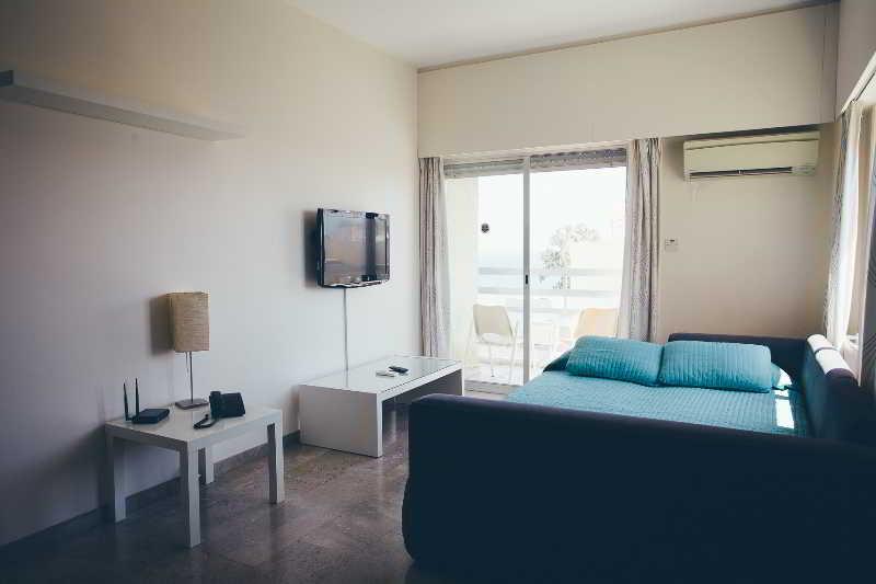 Vega Apartments Limasol Buitenkant foto