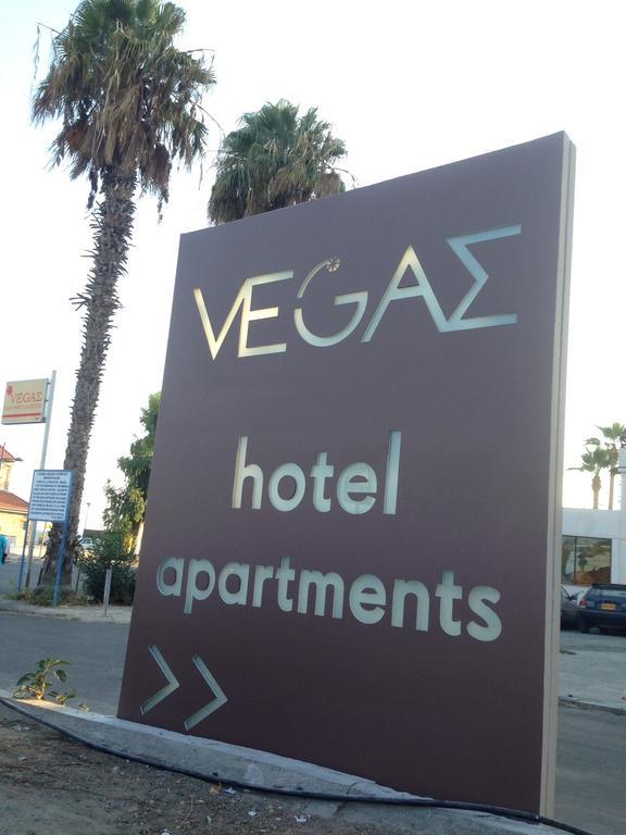 Vega Apartments Limasol Buitenkant foto